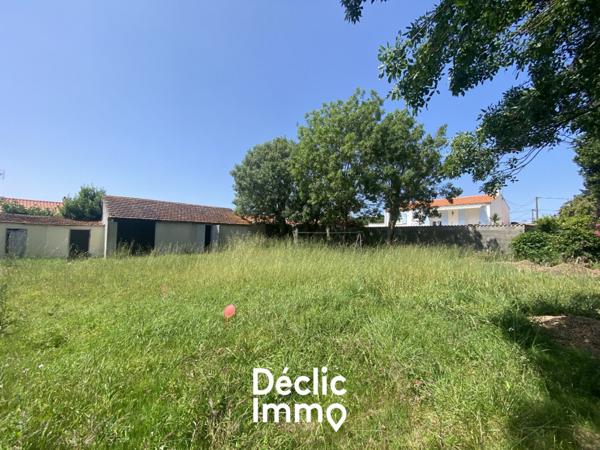 Vente terrain constructible Aytre, 463m² 254 400€ Charente-maritime Poitou-charentes