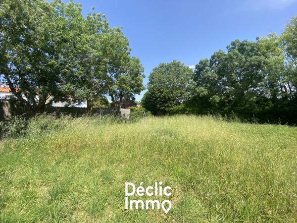 Vente terrain constructible Aytre, 463m² 254 400€ Charente-maritime Poitou-charentes