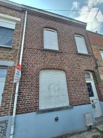  Uniquement chez votre notaire ! 

Maison de ville des années 30 à rénover - Fort potentiel -...