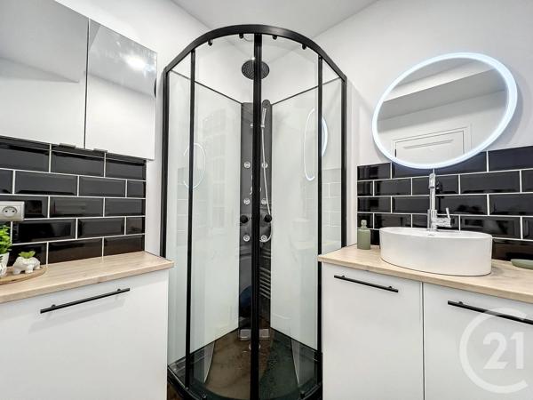 Appartement à vendre  2 pièces - 34,77 m 2   TROYES  - 10