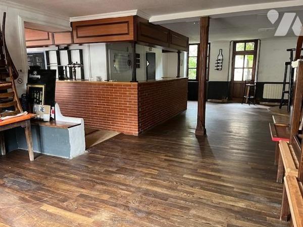 ANCIENNE AUBERGE - CERILLY 03350