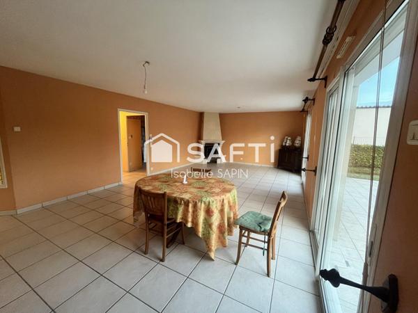 Pavillon 3 chambres en plein centre de Neuville de Poitou, accessibilité PMR