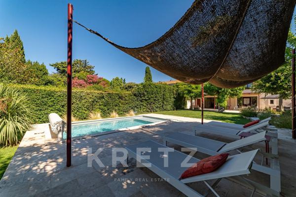 Ancienne grange rénovée avec piscine et son terrain en plein coeur de campagne Nîmoise