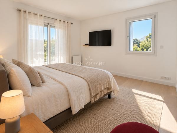 Villa 5 pièce(s) 5 chambre(s) 170 m²
