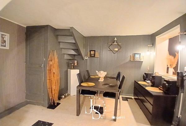 Idéal investisseur : maison 3 chambres, extérieur sans vis à vis, louée et parfaitement placée au centre de Bolbec