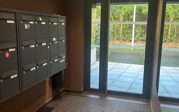 Appartement à vendre    3 pièces •  Mérignac