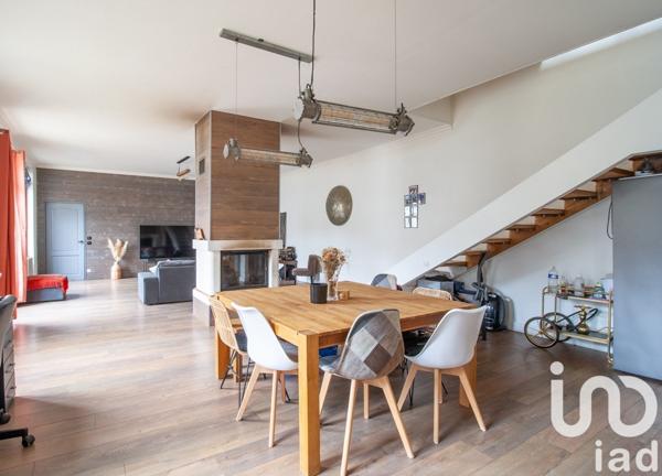 Maison 6 pièces de 166 m² à Beynes (78650)