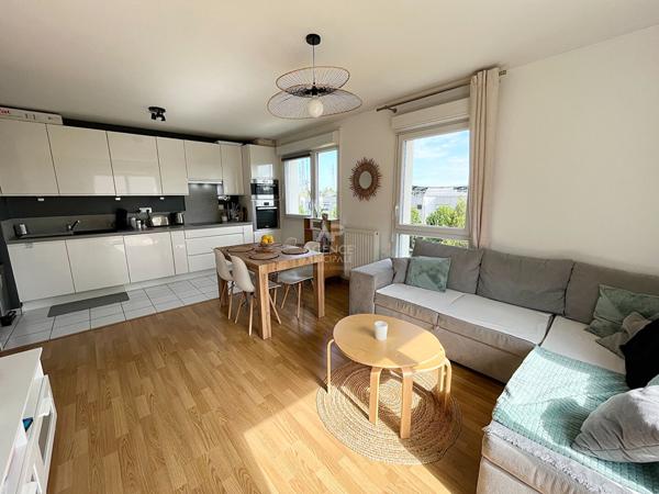 Appartement Cergy 4 pièce(s) 69 m2 €239 000 ** - Référence 2285