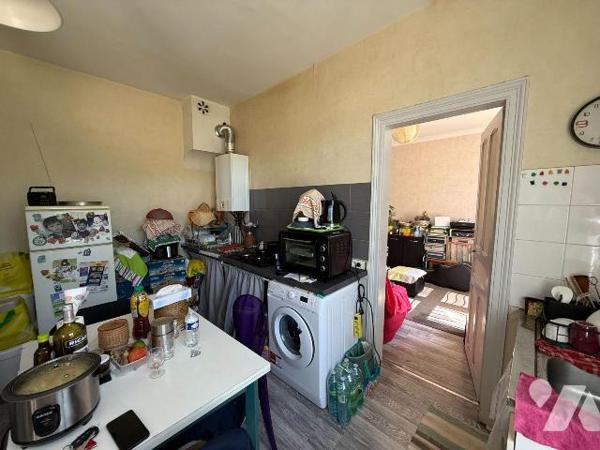 Maison à vendre à Sainte-Savine (10300) - Aube (10)

Immeuble de rapport composé de deux loge...