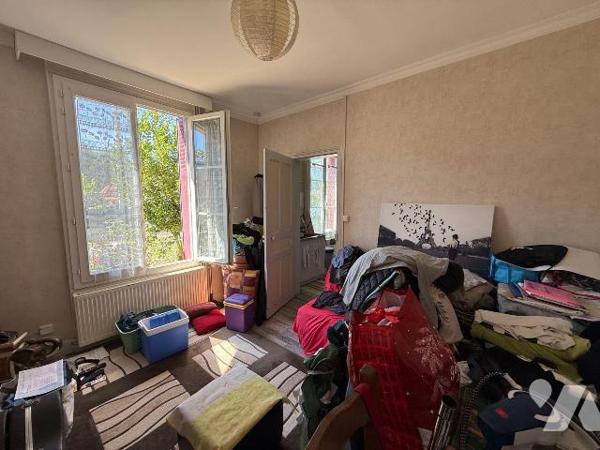Maison à vendre à Sainte-Savine (10300) - Aube (10)

Immeuble de rapport composé de deux loge...