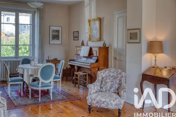 Maison à vendre 7 pièces 146 m² La Tronche