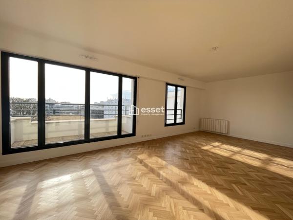 Location Appartement 5 pièces 121.09 m² - Paris 75020