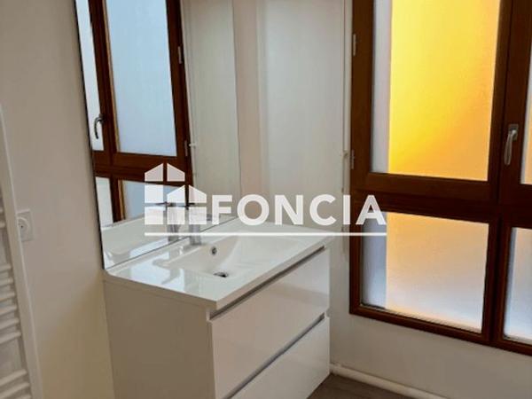 Location Studio 30.4 m² - Vitry Sur Seine 94400