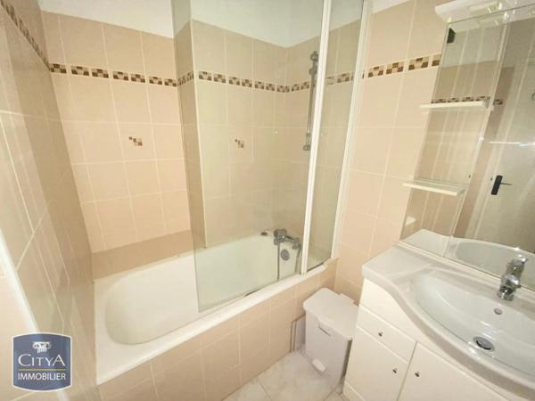 Appartement à louer 3 pièces 58.82m² Le Mans (72000)