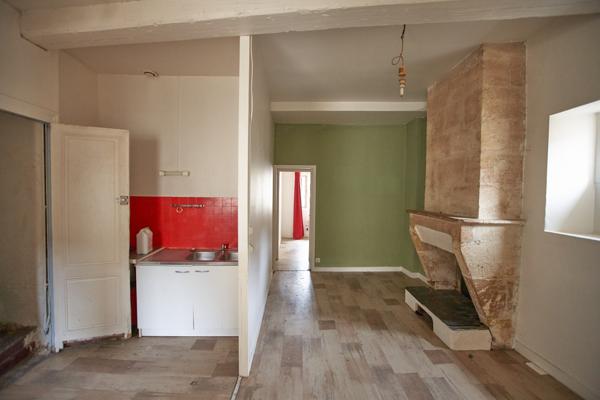 T3-T4 avec terrasse à rénover – Bordeaux Saint-Michel  - Immeuble Pierre