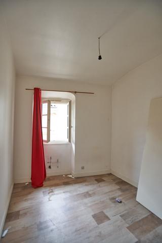 T3-T4 avec terrasse à rénover – Bordeaux Saint-Michel  - Immeuble Pierre