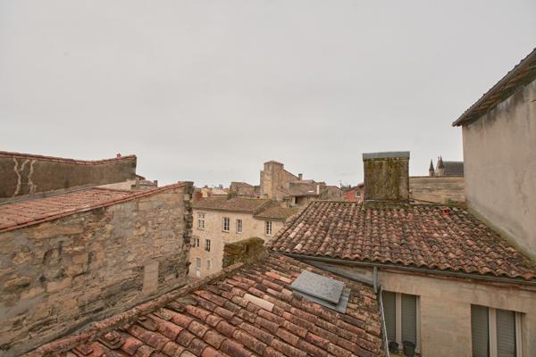 T3-T4 avec terrasse à rénover – Bordeaux Saint-Michel  - Immeuble Pierre