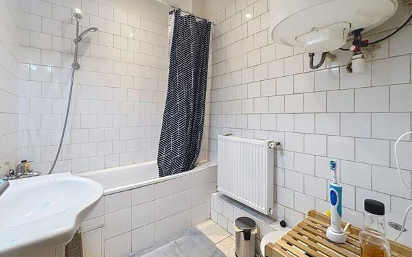 Appartement à vendre    2 pièces • 30,33 m2 Nice