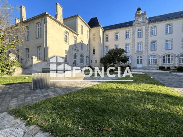 Location Studio 27.64 m² - CARRE DES LETTRES B14 - 2 RUE VICTOR HUGO La Rochelle 17000
