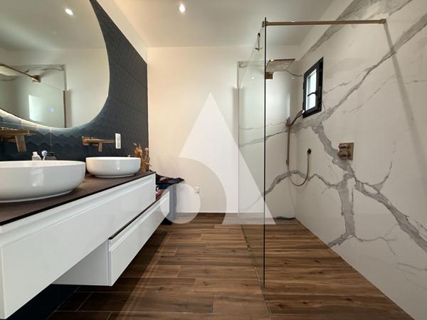 Maison 7 pièces 181 m2