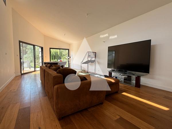 Maison 7 pièces 181 m2