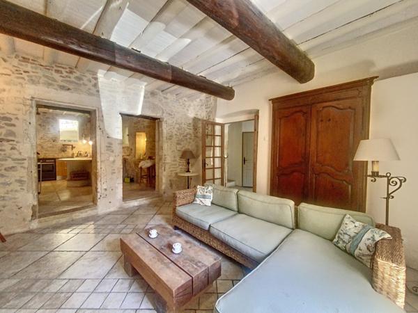 Vente Château Uzès 25 Pièces 1000 m²