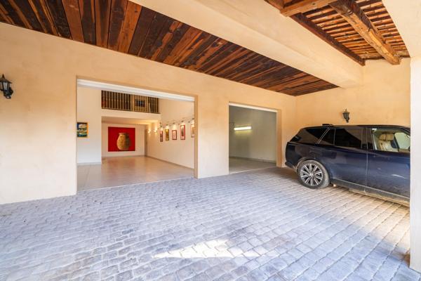 Vente Maison de luxe Saint-Cyr-sur-Mer 8 Pièces 227 m²