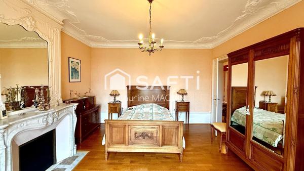 Maison bourgeoise avec son étang