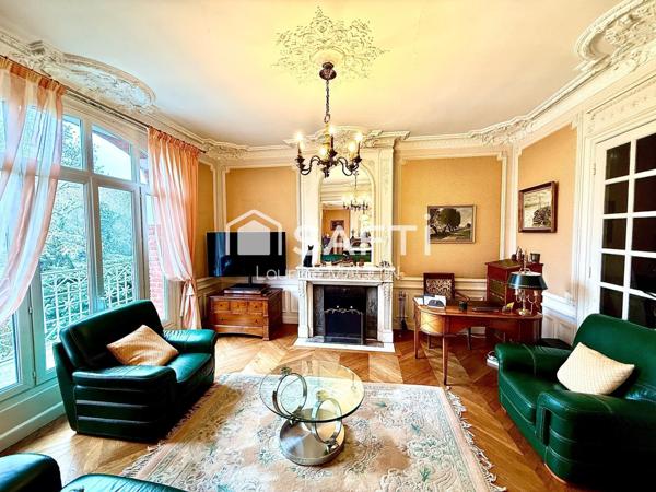 Maison bourgeoise avec son étang