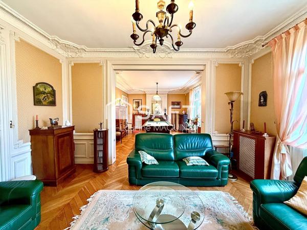 Maison bourgeoise avec son étang