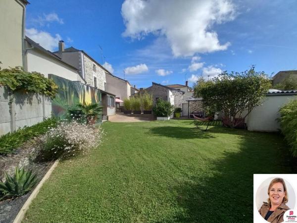 Maison 184 m² env.- 5 chambres -2 garages - abris et jardin
