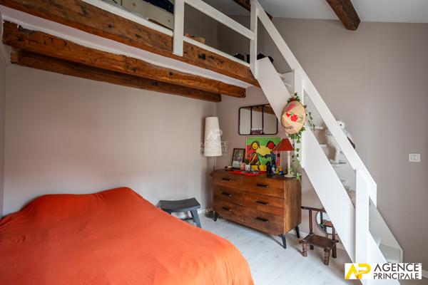 Maison quartier historique 6 pièce(s) 129 m2 840 000 € **  - Référence  4596