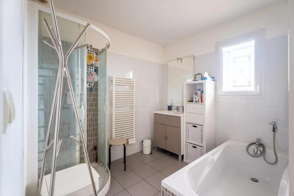 Maison T4 avec garage et jardin piscinable