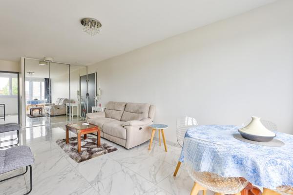 Appartement F3 à vendre  3 pièces - 64 m2 AUBERVILLIERS - 93