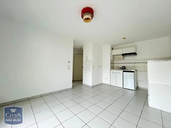 Appartement à louer 2 pièces 37.02m² Mérignac (33700)