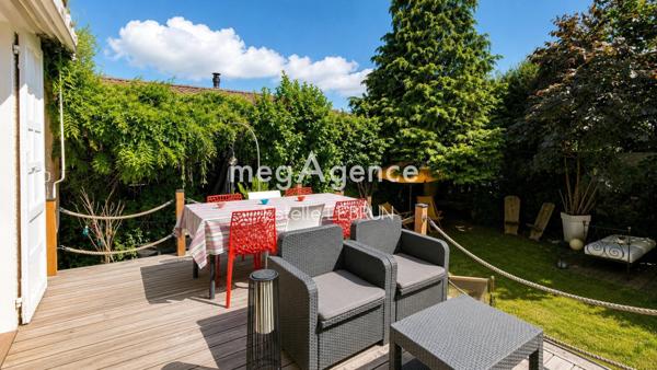 Maison à Annecy, 74960 - 8 pièces 146m²