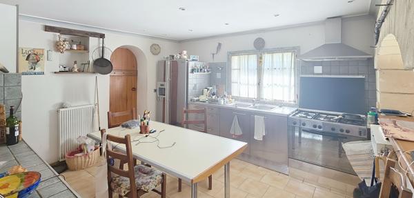 Maison 5 pièce(s) 158 m2