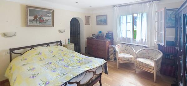 Maison 5 pièce(s) 158 m2
