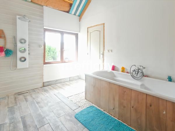 Maison 5 pièces - 136 m² Exclusivité efficity