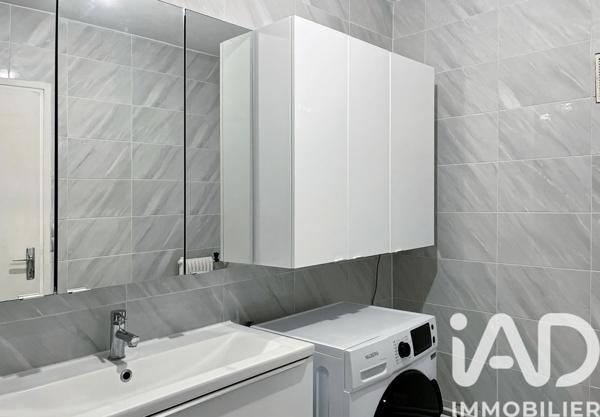 Location studio 23,64 m² Orléans