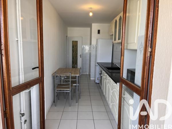 Location studio 23,64 m² Orléans