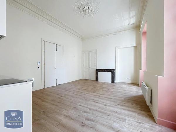 Appartement à louer 2 pièces 38.51m² Nîmes (30000)