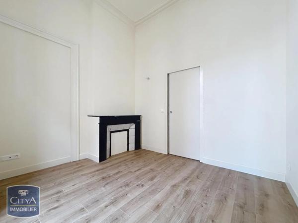 Appartement à louer 2 pièces 38.51m² Nîmes (30000)