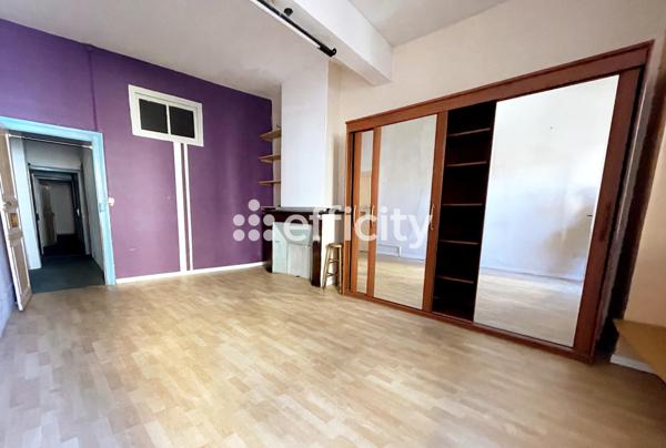 Immeuble 7 pièces - 183 m²