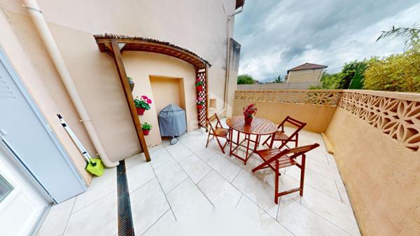Maison Sault Brenaz 6 pièce(s) 110 m2