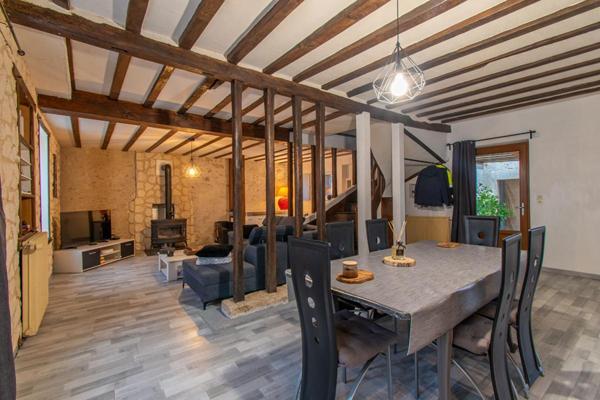 Maison St Georges Sur La Pree 8 pièce(s) 151.3 m2