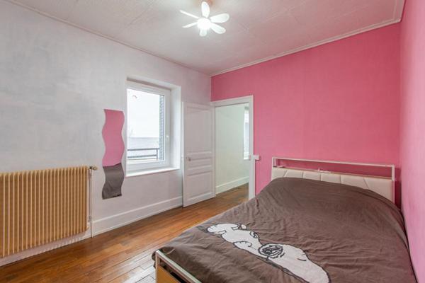 Maison St Georges Sur La Pree 8 pièce(s) 151.3 m2