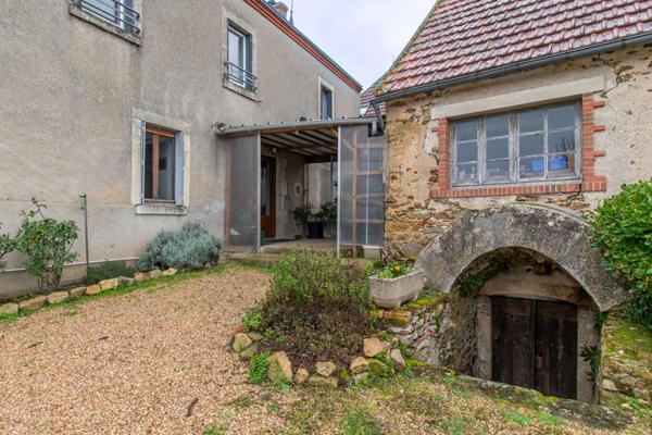 Maison St Georges Sur La Pree 8 pièce(s) 151.3 m2