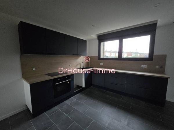 Appartement à louer 4 pièces de 97 m²