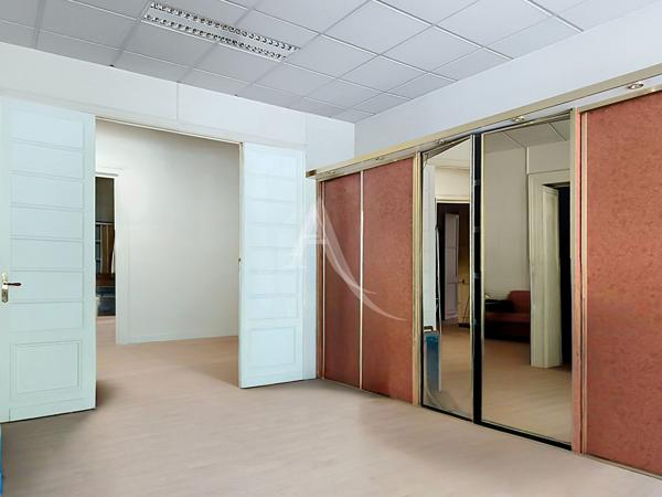 Pau Verdun , bureaux